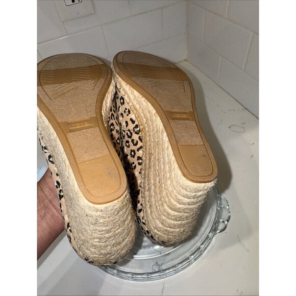 Toms Women Size 8 Michelle Cheetah Print Stacked Heel Slip On Wedge Peep Toe - Picture 13 of 14